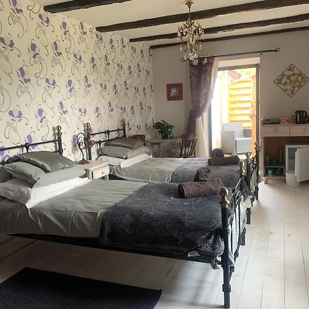 Bed and Breakfast Bay Tree Corner à Saint-Bazile Extérieur photo